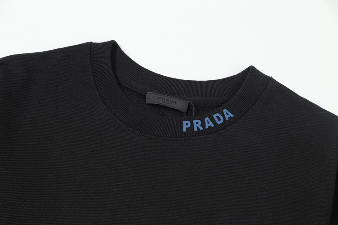 【PRADA公式旗艦店】ご好評に付き再入荷!!
