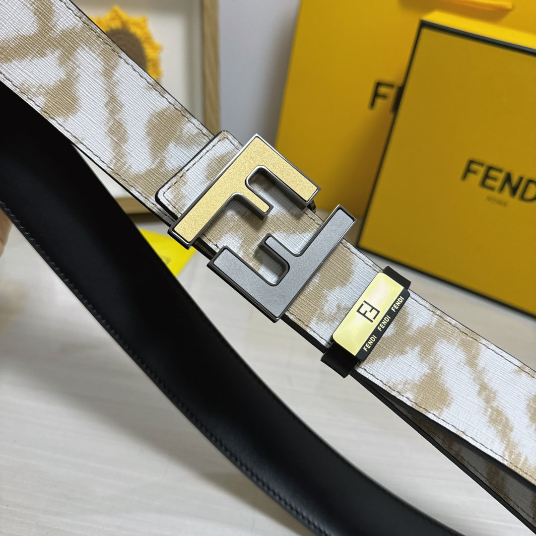 【FENDI 公式旗艦店】着好評に付き再入荷!