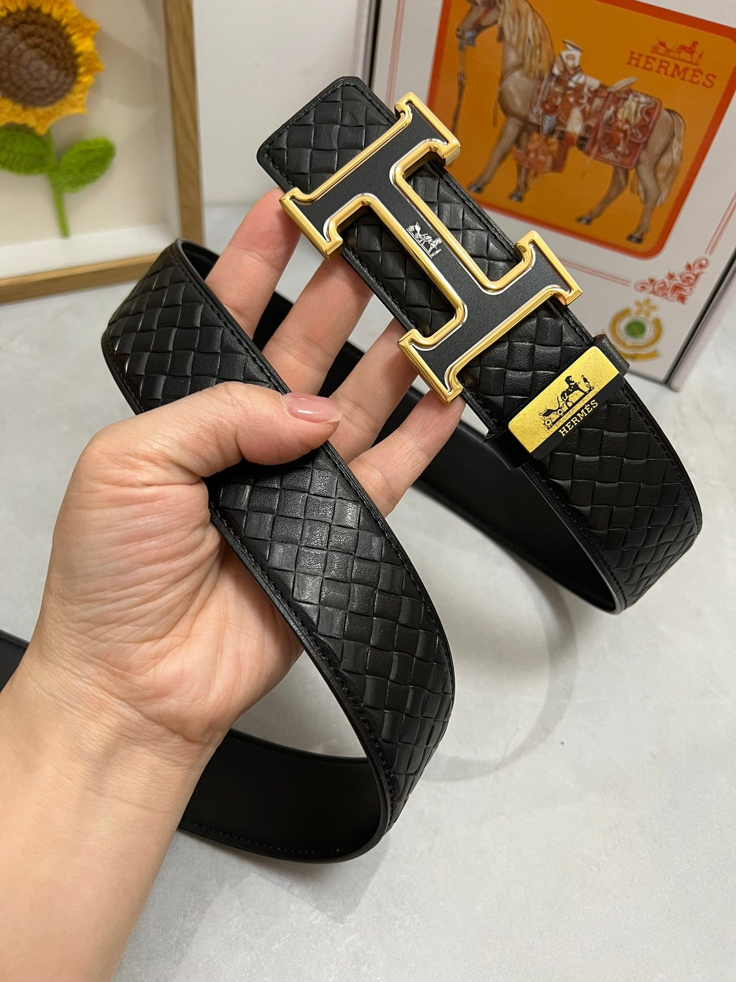 「Hermes 公式 旗艦店」ご好評に付き再入荷!!