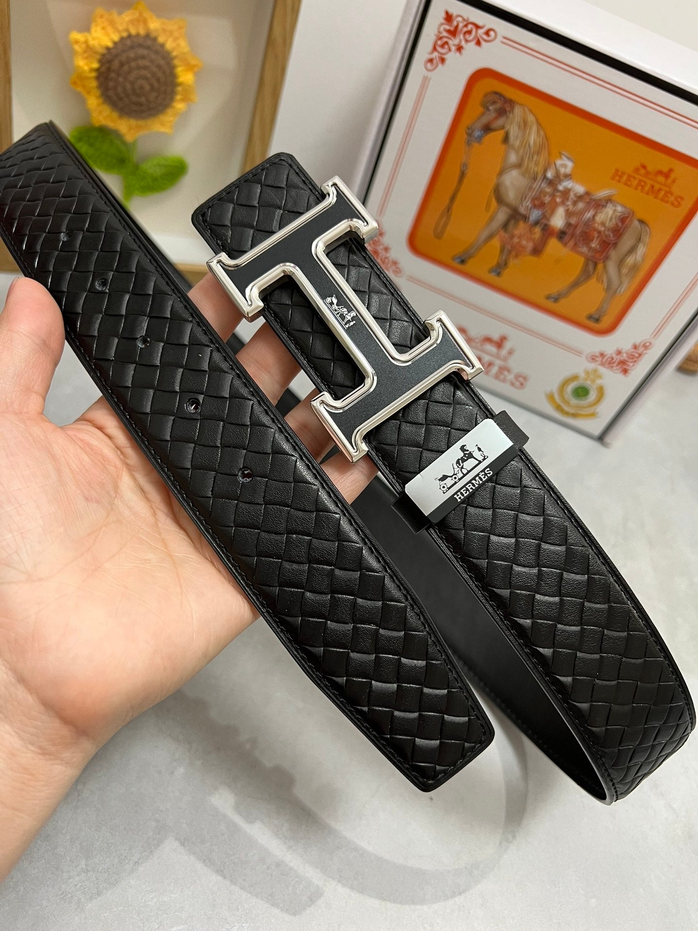 「Hermes 公式 旗艦店」ご好評に付き再入荷!!