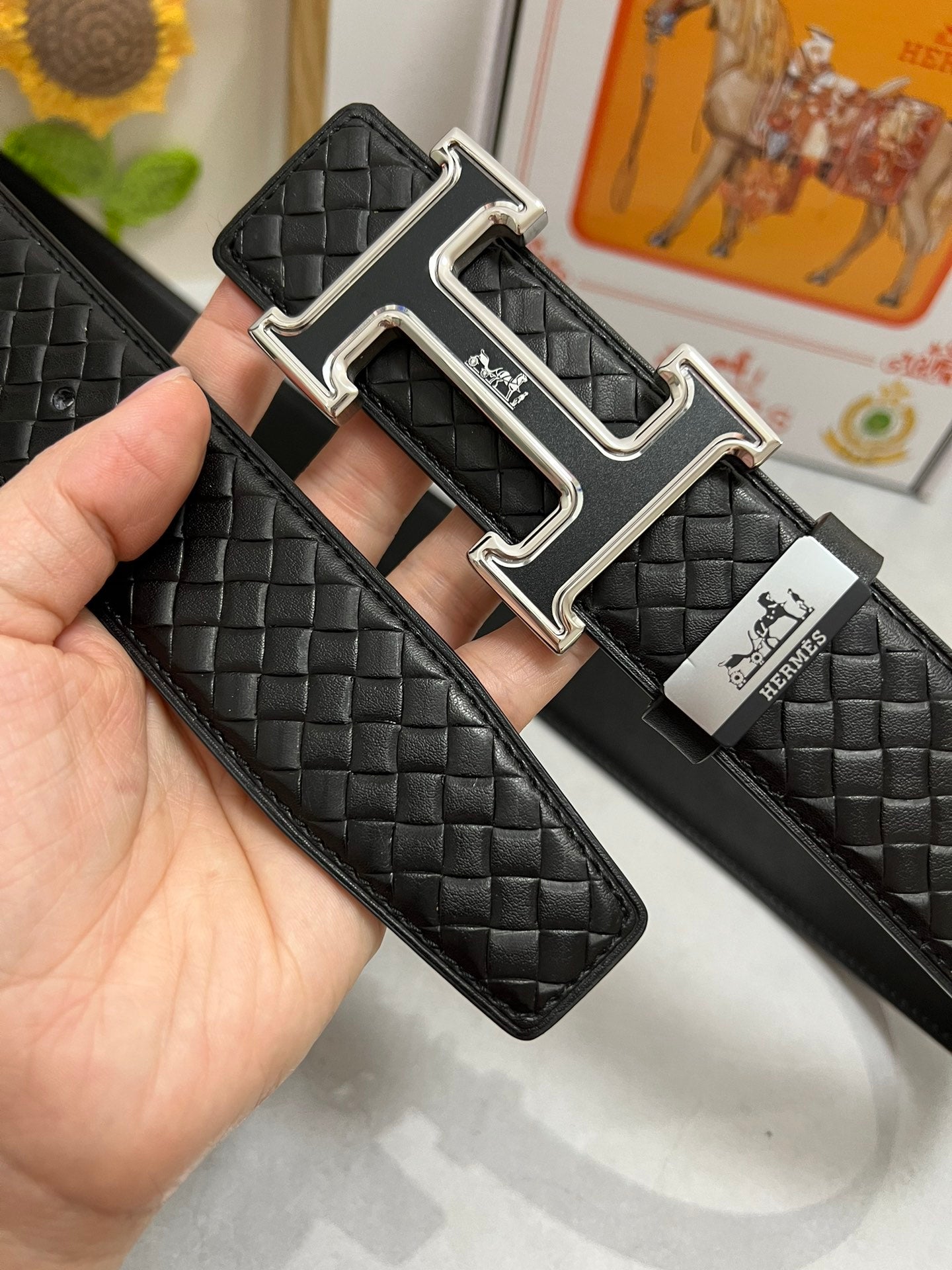「Hermes 公式 旗艦店」ご好評に付き再入荷!!