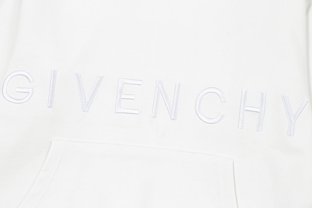 【Givenchy公式旗艦店】好評に付き再入荷!!