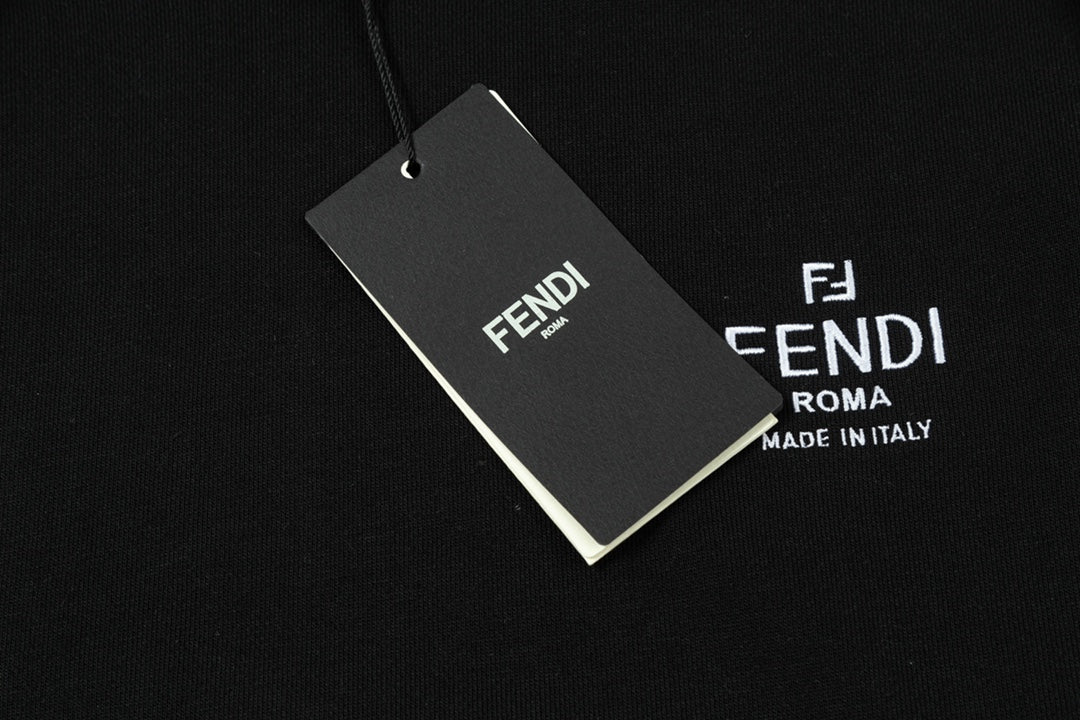 【FENDI 公式旗艦店】好評に付き再入荷!!