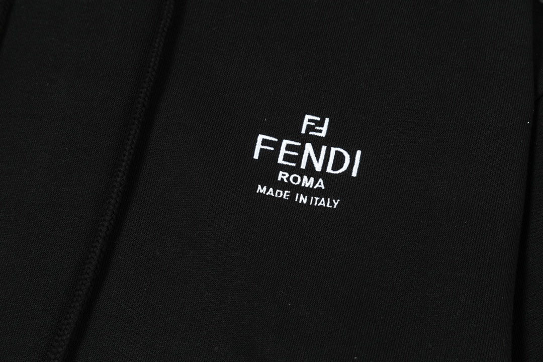 【FENDI 公式旗艦店】好評に付き再入荷!!