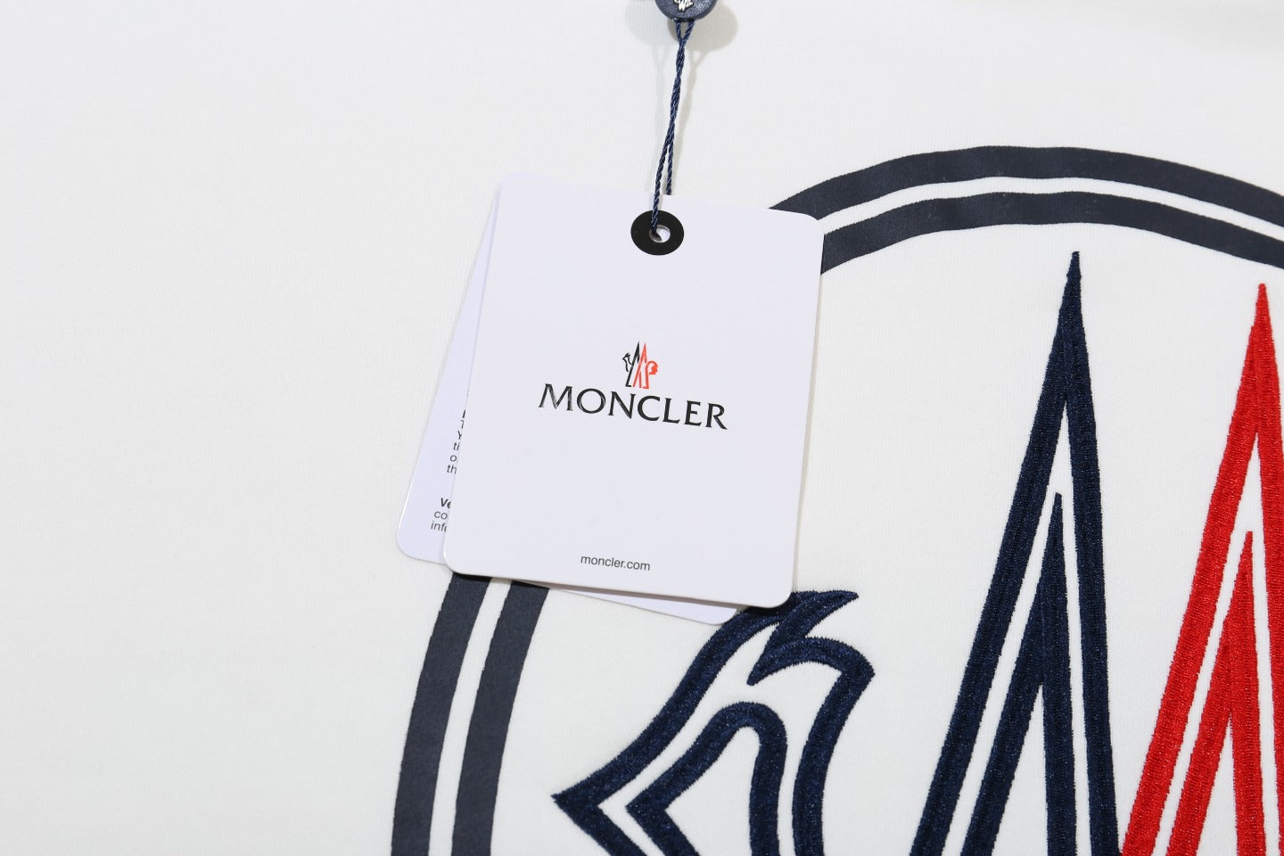 【MONCLER 公式旗艦店】ご好評に付き再入荷!!