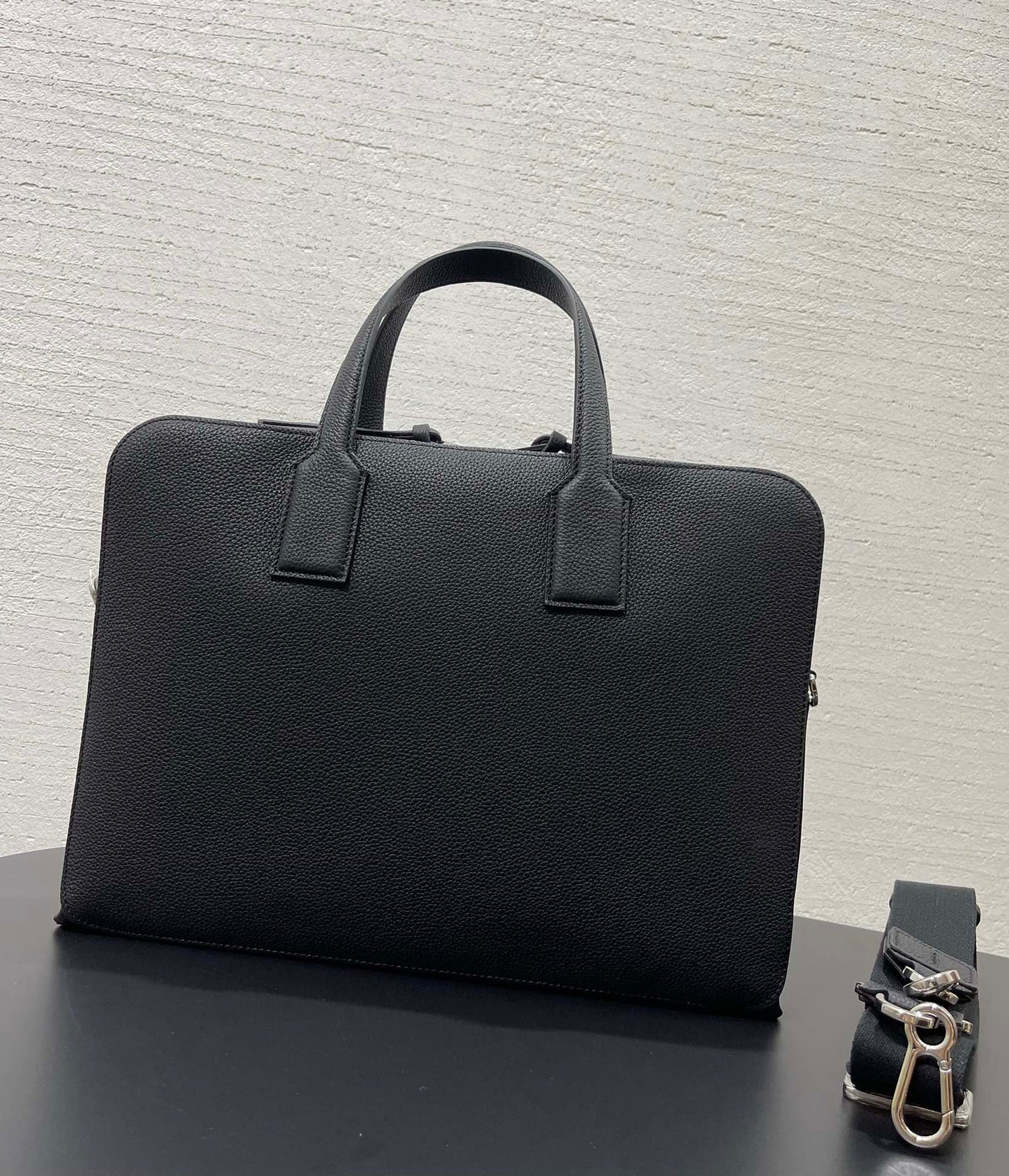 ★LOEWE★THIN BRIEFCASEシリーズメンズブリーフケース