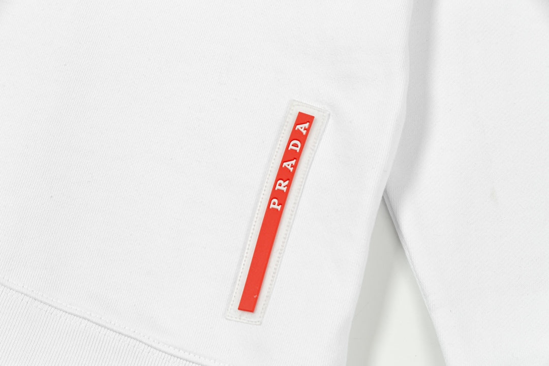 【PRADA公式旗艦店】ご好評に付き再入荷!!
