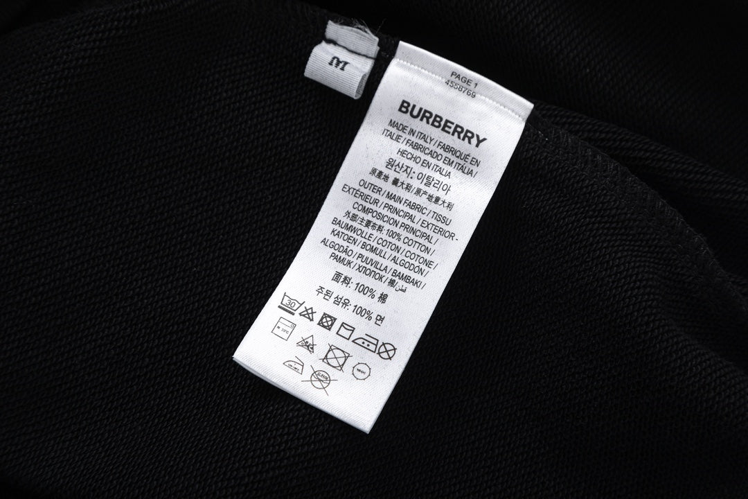 【 Burberry 旗艦店】ご好評に付き再入荷!!