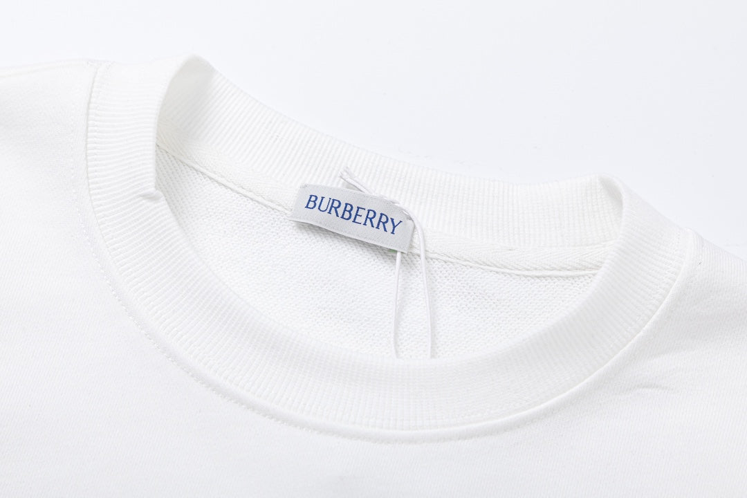【 Burberry 旗艦店】ご好評に付き再入荷!!