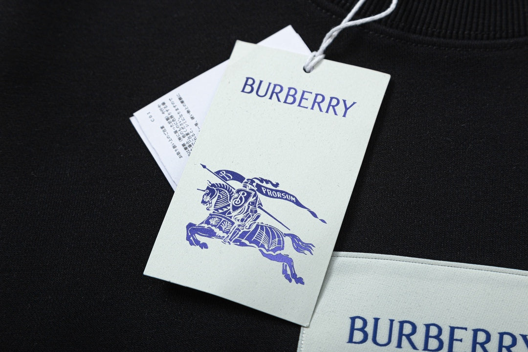 【 Burberry 旗艦店】ご好評に付き再入荷!!