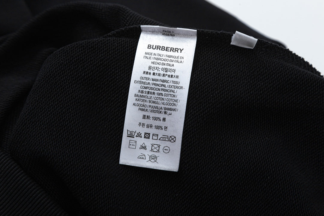 【 Burberry 旗艦店】ご好評に付き再入荷!!