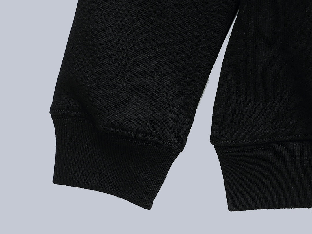 【MONCLER 公式旗艦店】ご好評に付き再入荷!!