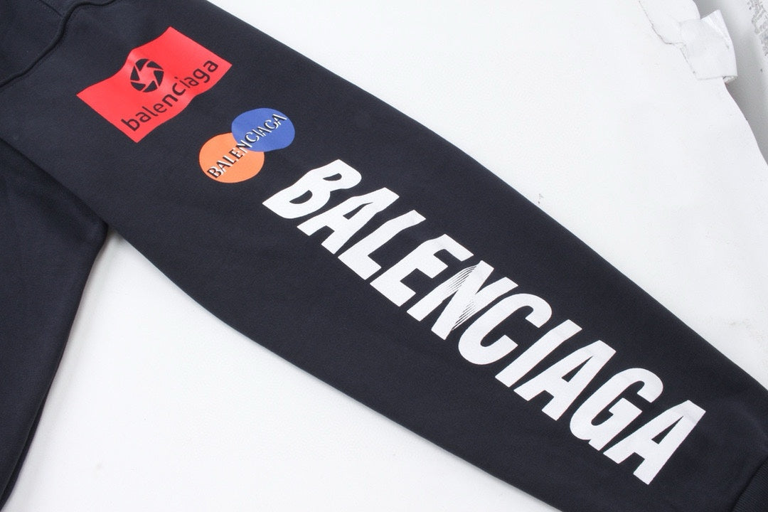 【BALENCIAGA公式旗艦店】好評に付き再入荷!!
