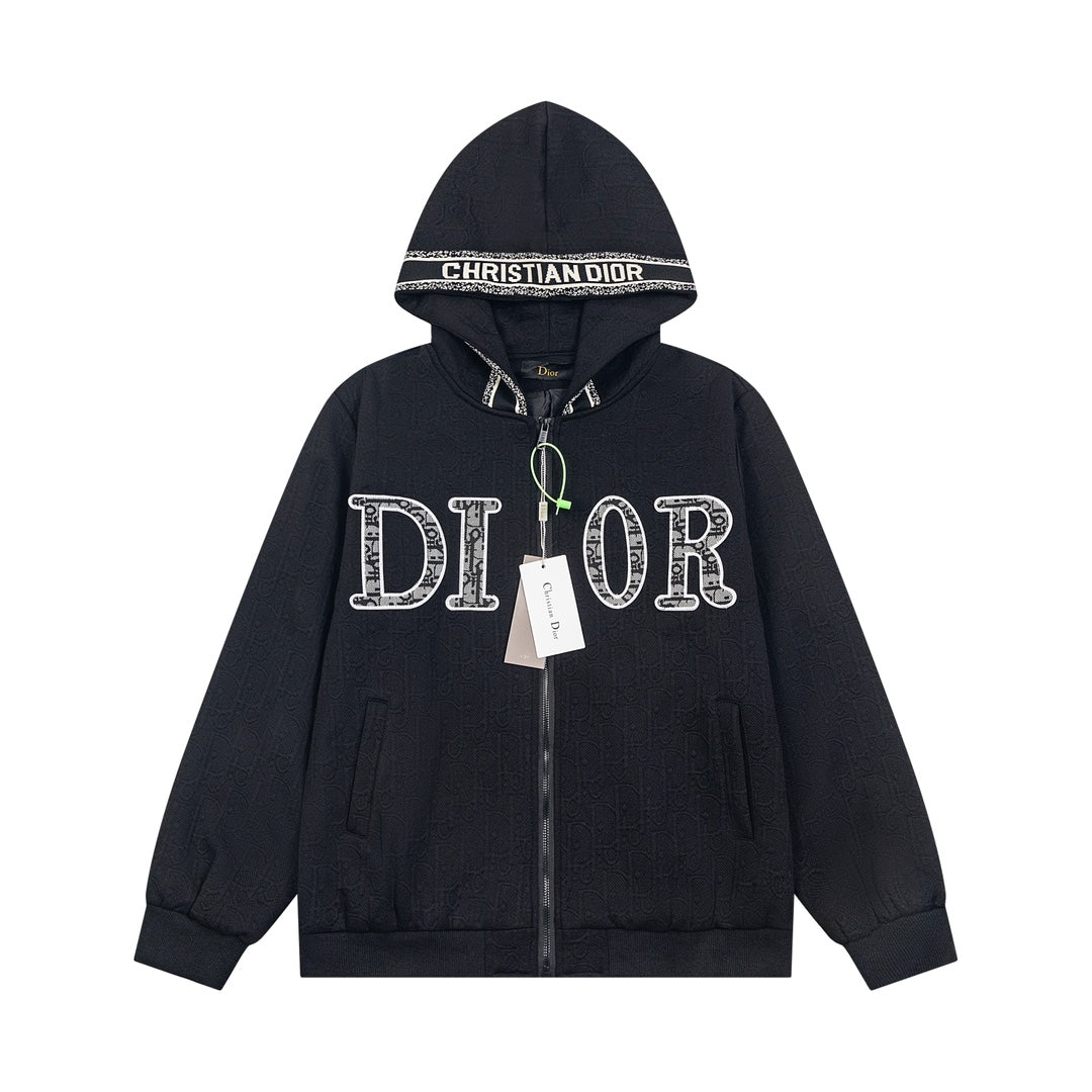 【 Dior 旗艦店】ご好評に付き再入荷!!