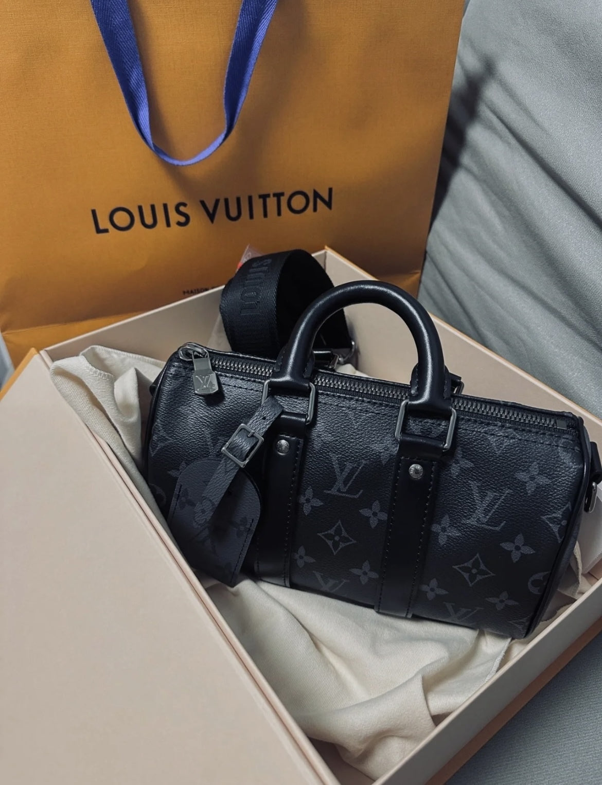 【コンパクトでお洒落♪】LV★キーポル・バンドリエール 25  M46271