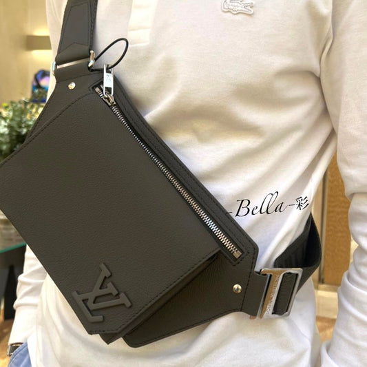 【Louis Vuitton】バムバッグ NV グレインカーフ  M57081