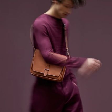 【HERMES】★☆おしゃれ♪スティーブ ライトジュニア バッグ☆★  H082119CK89  H082119CK37  H082119CK7U