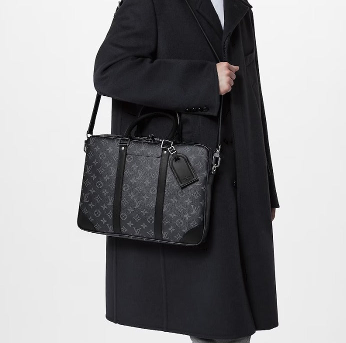 【メンズ人気】Louis Vuitton ポルト ドキュマン ヴォワヤージュ M46457
