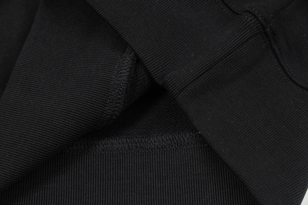 【PRADA公式旗艦店】ご好評に付き再入荷！！