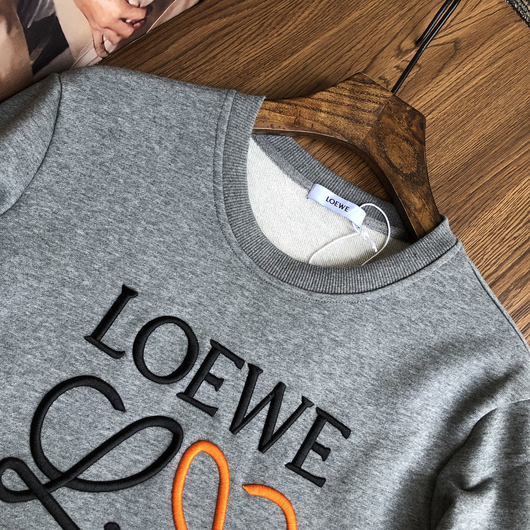 【LOEWE】ロエベの新作刺繍スウェットシャツ