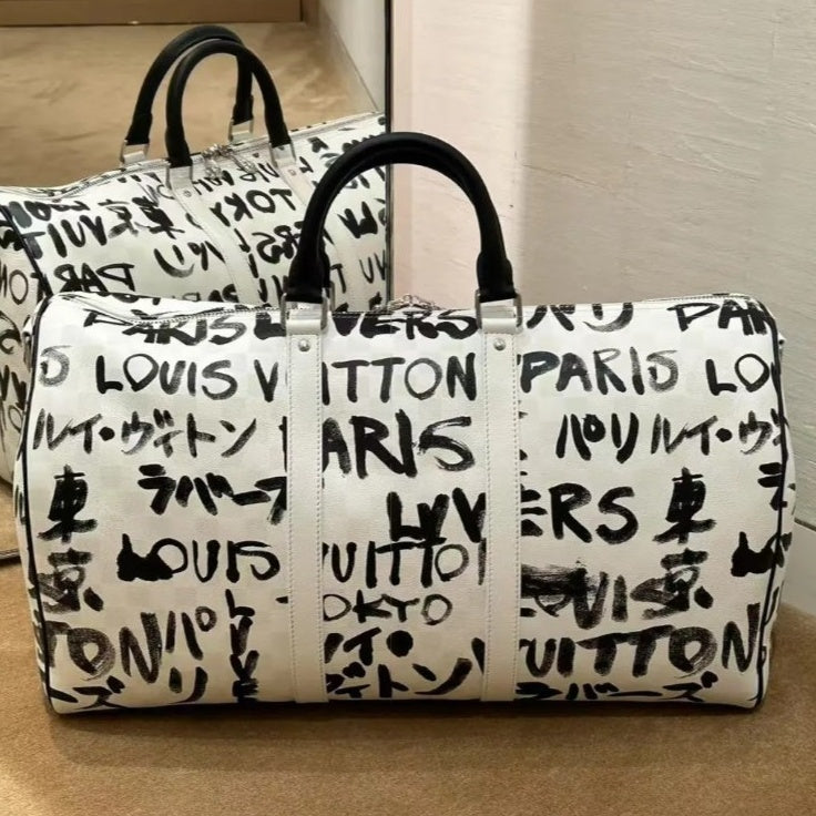 《大胆デザイン》LV キーポル・バンドリエール50