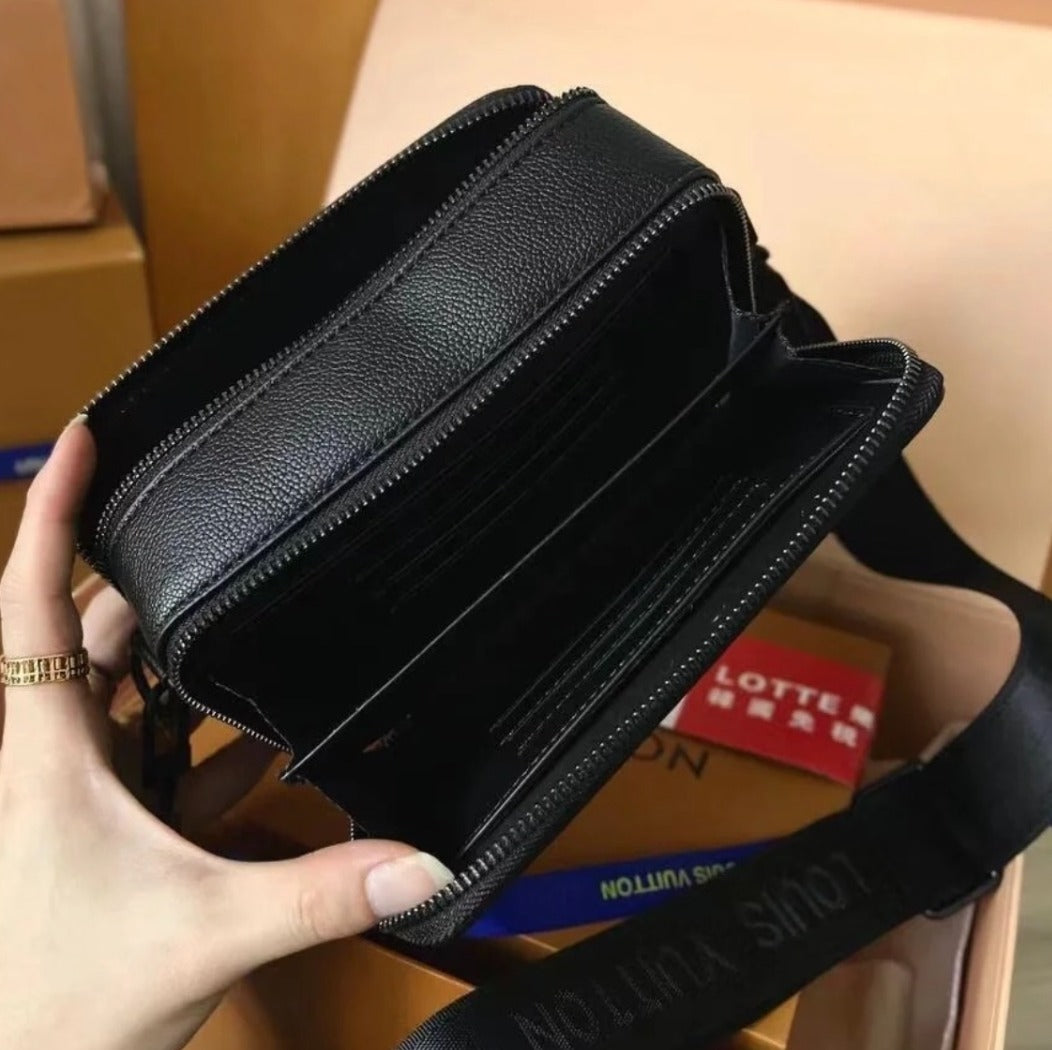 【シティーユースに最適】LV アルファ・ウェアラブル ウォレット  M59161