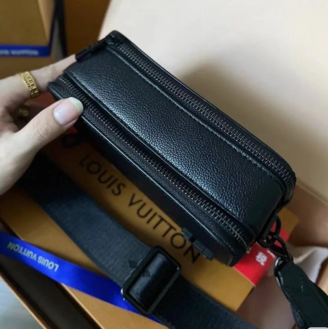 【シティーユースに最適】LV アルファ・ウェアラブル ウォレット  M59161