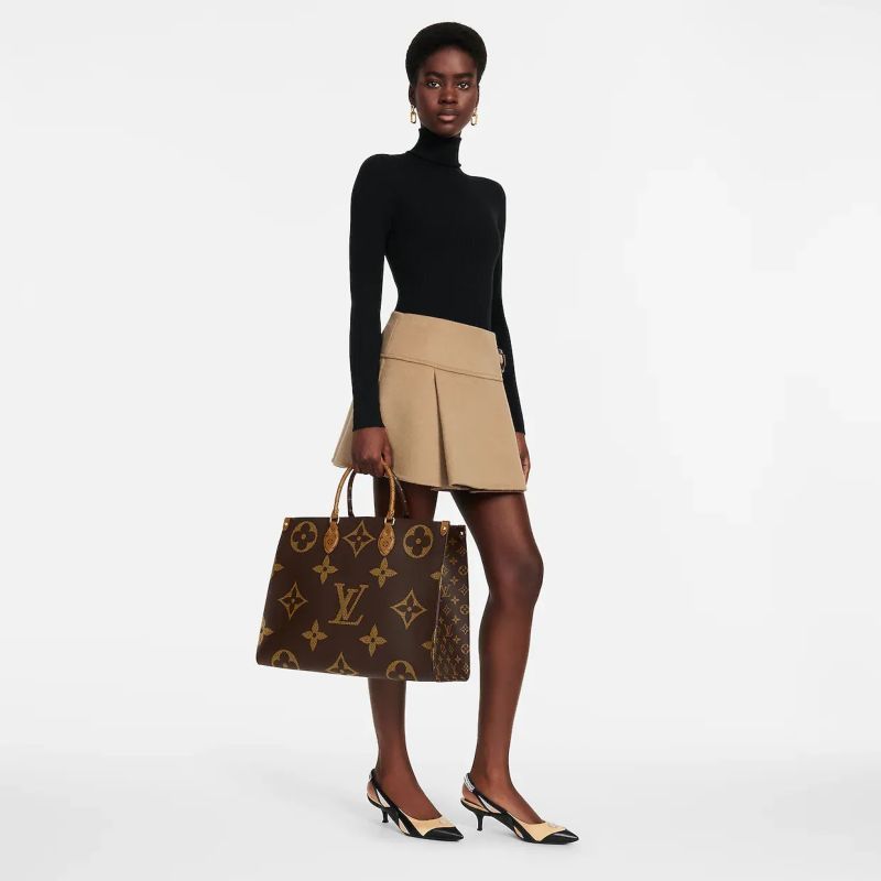 【Louis Vuitton】ルイヴィトン オンザゴー GM A4収納可 41 x 34 x 19 cm