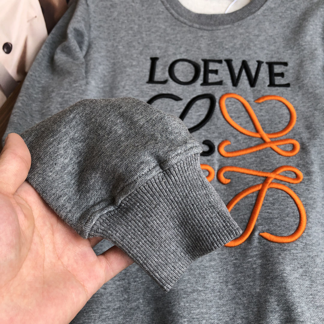 【LOEWE】ロエベの新作刺繍スウェットシャツ