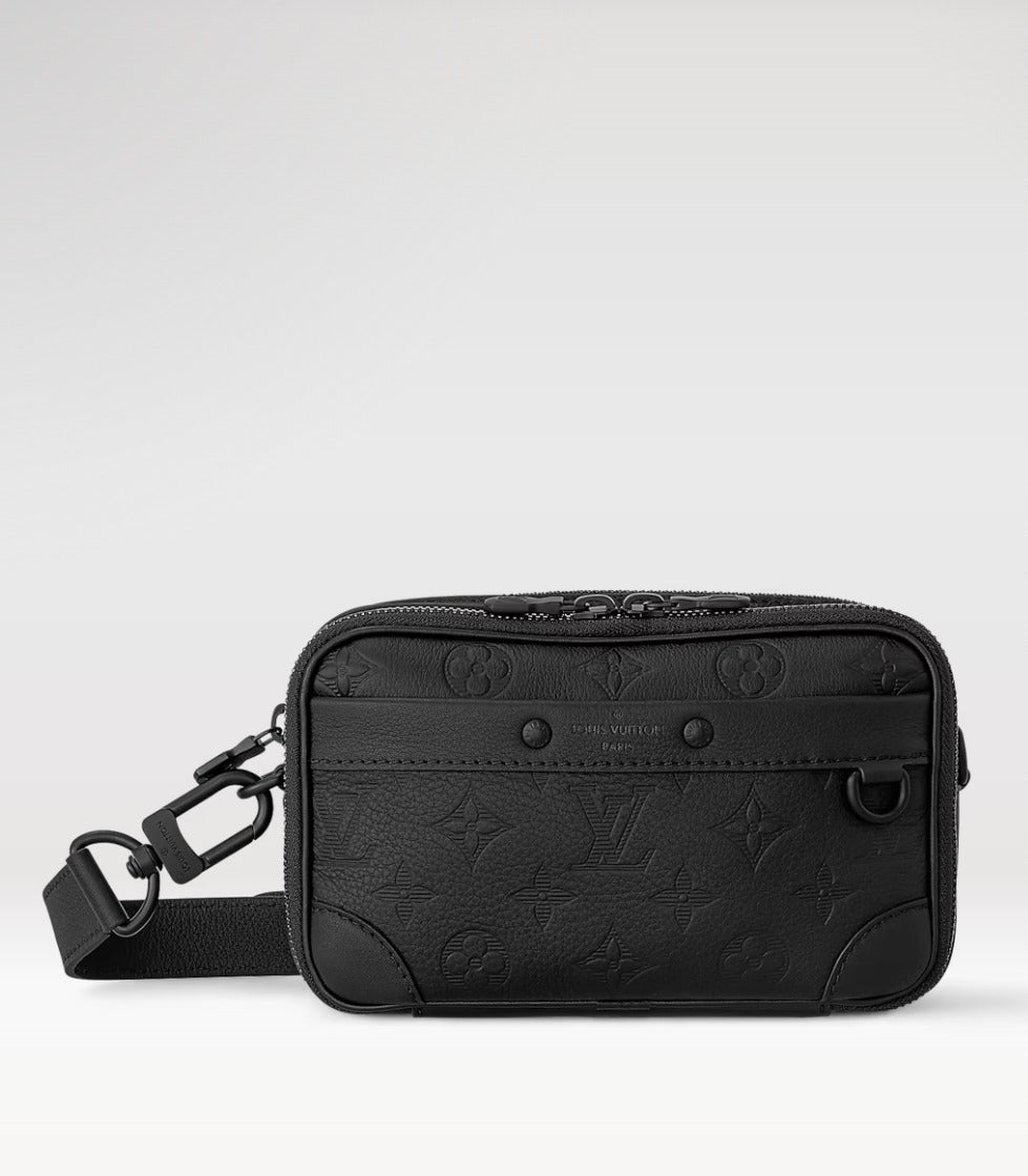 サイズ感が良い☆ LV アルファ ウェアラブルウォレット M82544