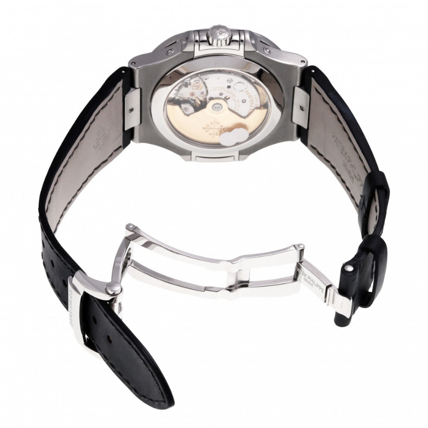パテック・フィリップ PATEK PHILIPPE ノーチラス アニュアルカレンダー 5726A-001