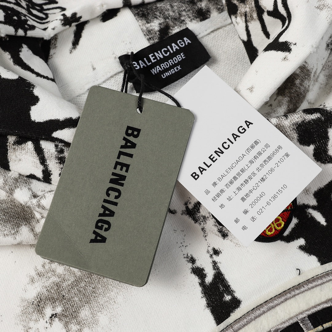 【BALENCIAGA公式旗艦店】好評に付き再入荷！！