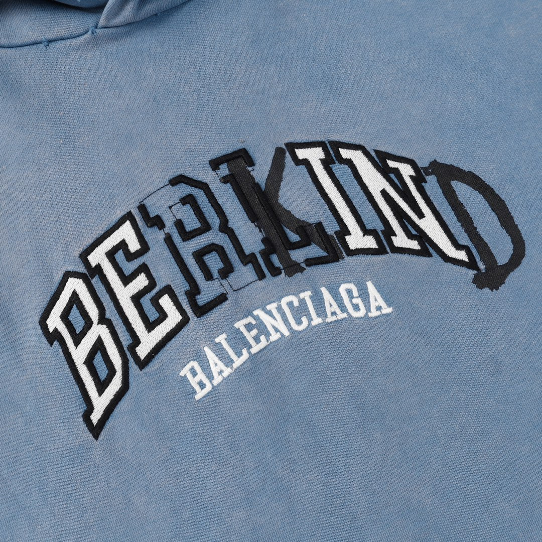 【BALENCIAGA公式旗艦店】好評に付き再入荷！！