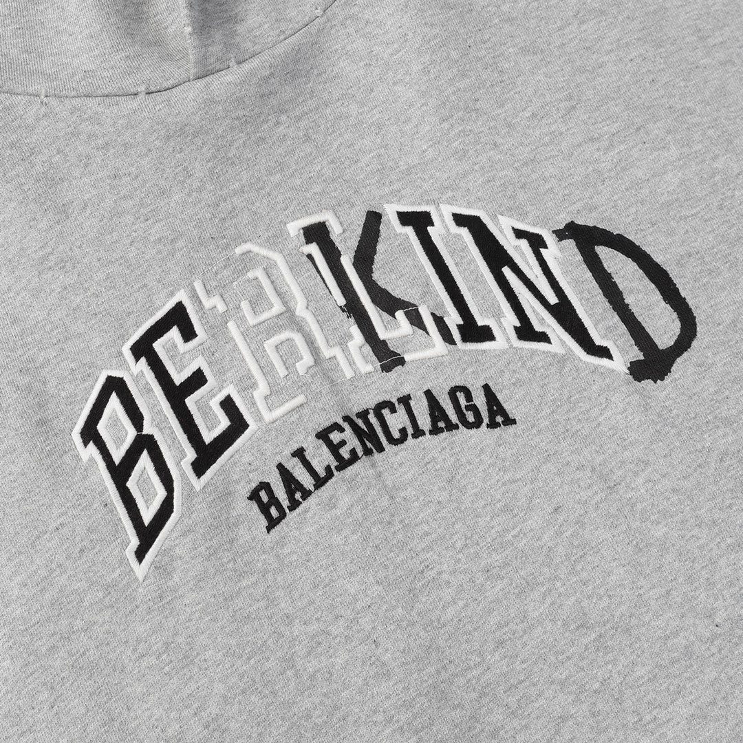 【BALENCIAGA公式旗艦店】好評に付き再入荷！！