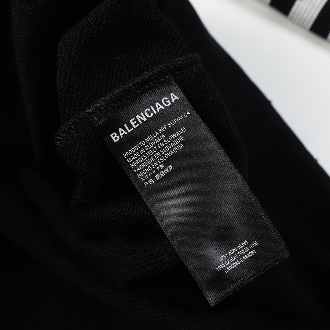 【BALENCIAGA公式旗艦店】好評に付き再入荷！！