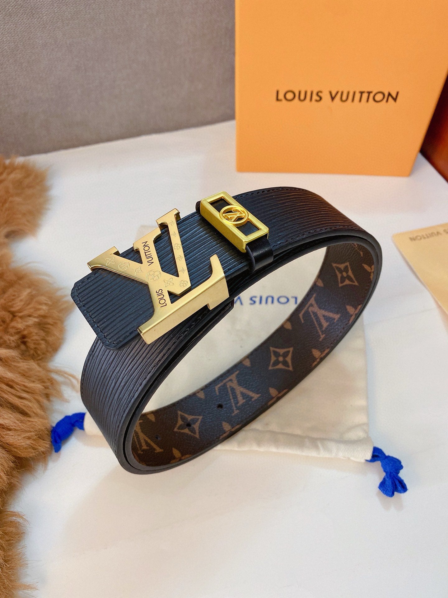 Louis Vuitton  オリジナルベースレザー水紋シリーズ