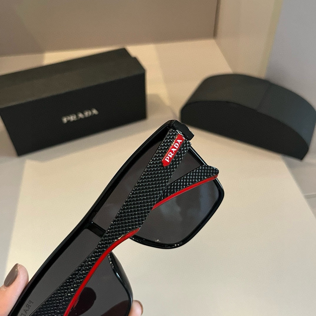 ☆PRADA☆ スポーツサングラス