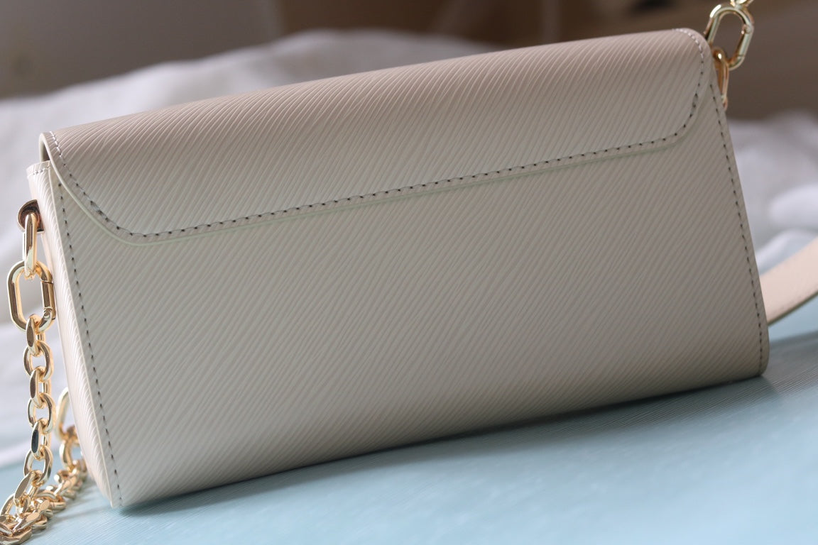 Louis Vuitton 多用途な ショルダーバッグ【ツイスト WEST】人気  M50397   M24566  M24548  M24549