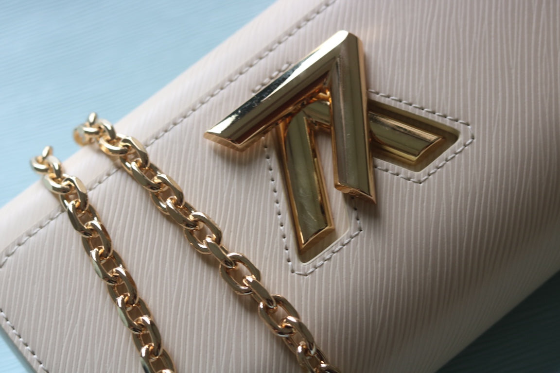 Louis Vuitton 多用途な ショルダーバッグ【ツイスト WEST】人気  M50397   M24566  M24548  M24549