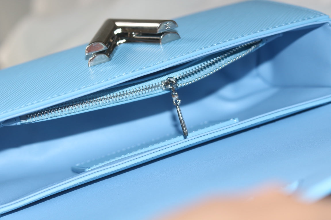 Louis Vuitton 多用途な ショルダーバッグ【ツイスト WEST】人気  M50397   M24566  M24548  M24549
