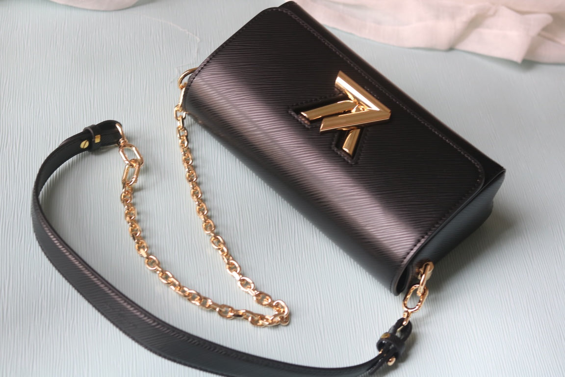 Louis Vuitton 多用途な ショルダーバッグ【ツイスト WEST】人気  M50397   M24566  M24548  M24549