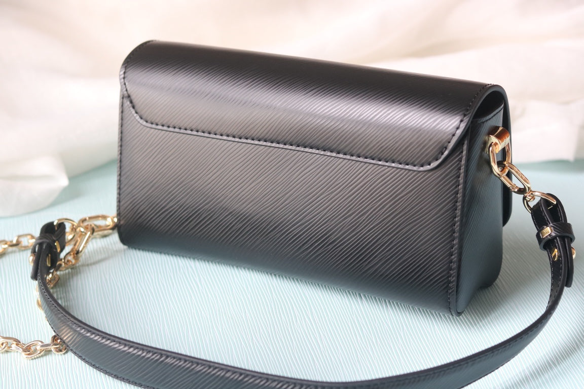 Louis Vuitton 多用途な ショルダーバッグ【ツイスト WEST】人気  M50397   M24566  M24548  M24549