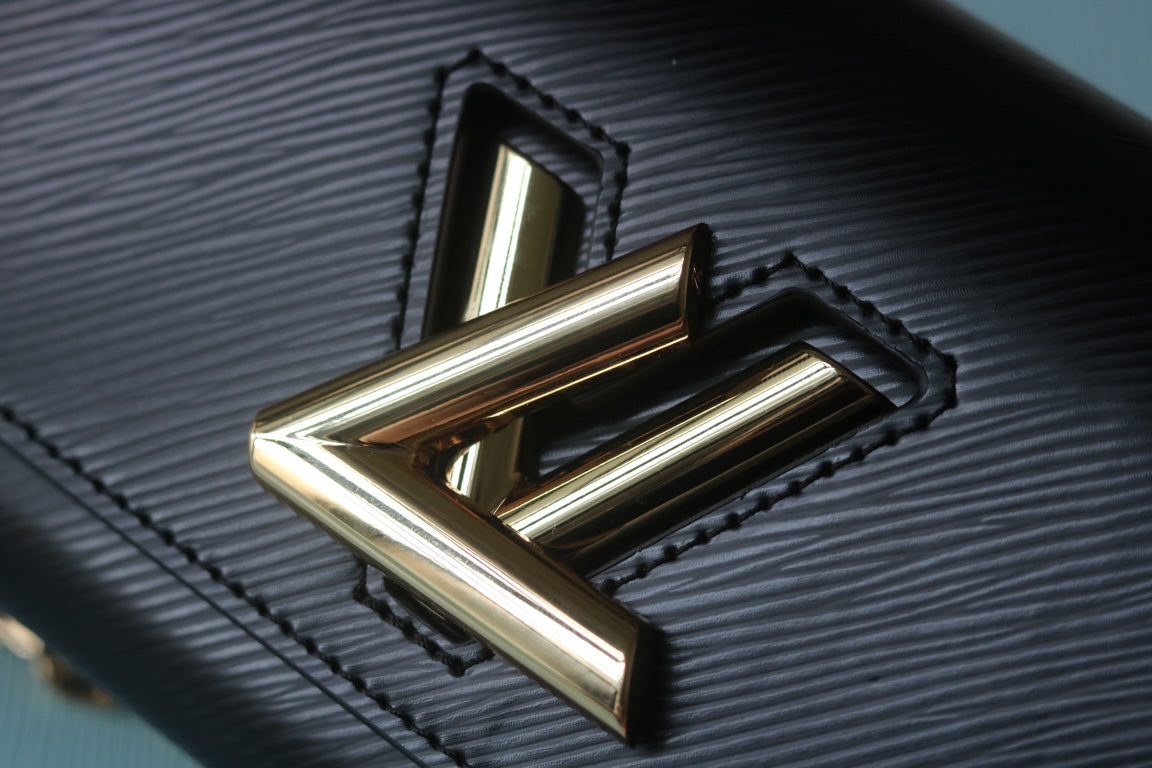 Louis Vuitton 多用途な ショルダーバッグ【ツイスト WEST】人気  M50397   M24566  M24548  M24549