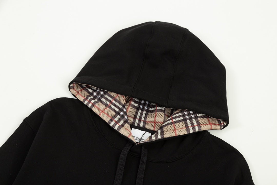 【BURBERRY】男女兼用 ご好評に付き再入荷！
