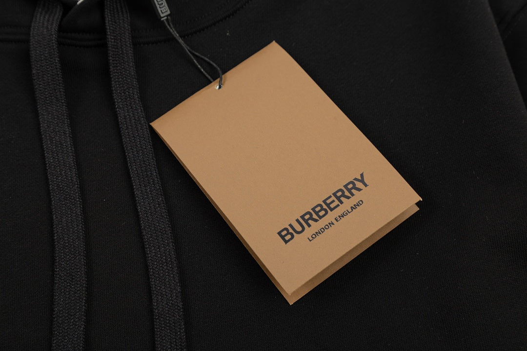【BURBERRY】男女兼用 ご好評に付き再入荷！