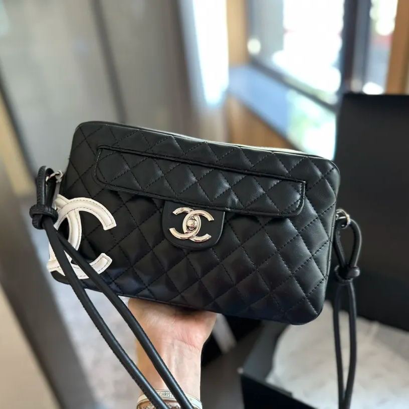 CHANEL 中古バッグ シャネル お宝級 康鵬カメラバッグ