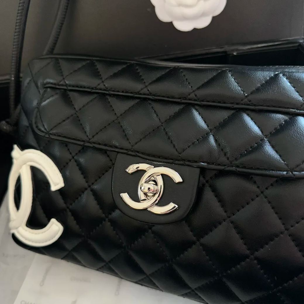 CHANEL 中古バッグ シャネル お宝級 康鵬カメラバッグ