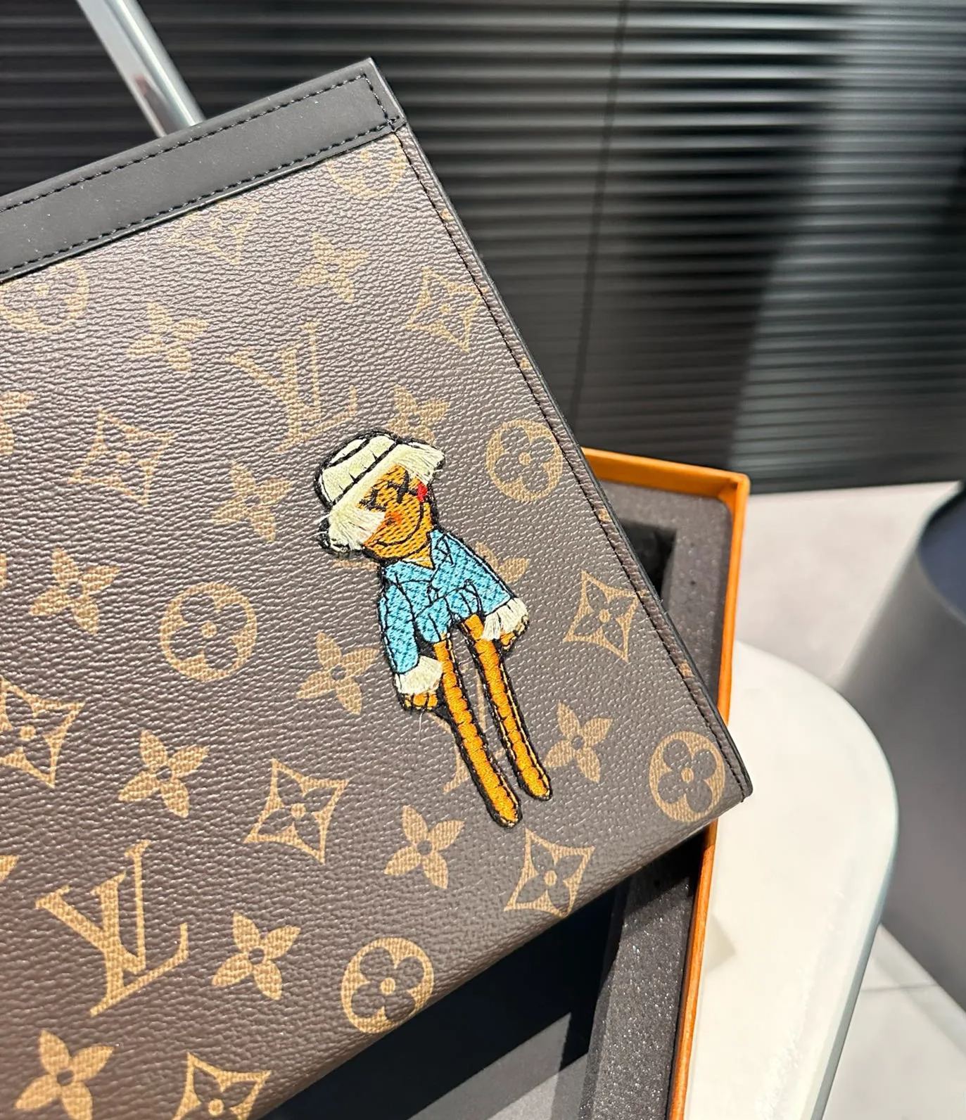【LOUIS VUITTON】バスアメニティバッグボックスクラッチ+ウォレット