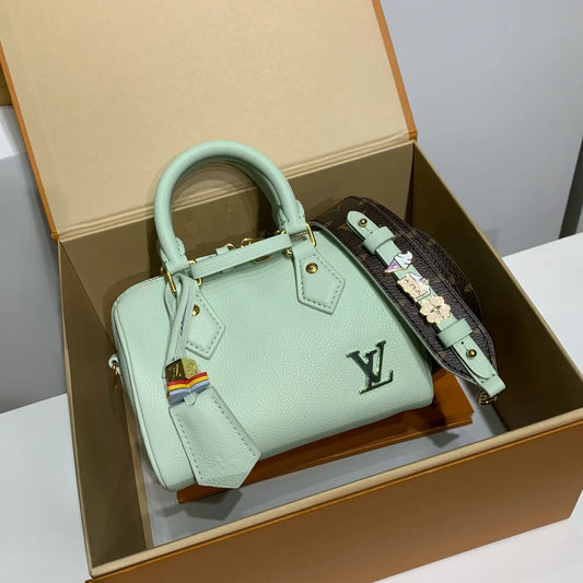 【LOUIS VUITTON】チャイニーズバレンタインデー限定版スピーディグリーンピローバッグ