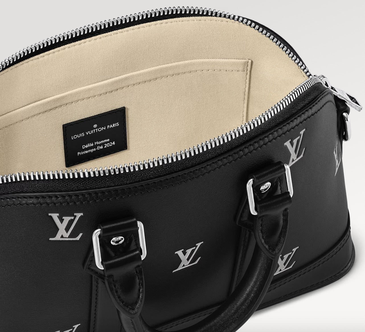 【Louis Vuitton】M24529 アルマ EW